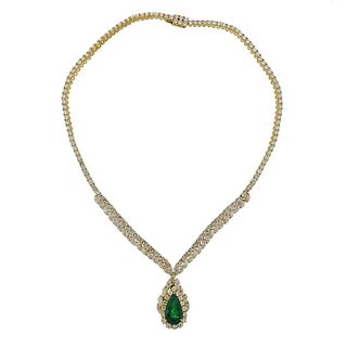 18k Gold Diamond Emerald Pendant Necklace 