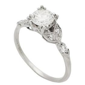 Plat 1tcw VS1 clarity & H color Diamond engagement Ring