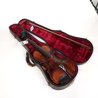 Vintage Giuseppe Ravita violin and bow