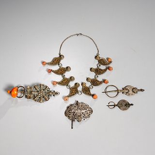 Group vintage Middle-Eastern jewelry