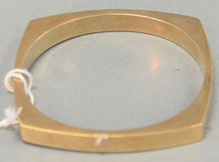10K Gold square bangle bracelet. 16.7 grams total weight.