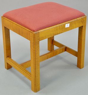 Eldred Wheeler tiger maple Chippendale style bench, 18" h., top 16" x 19".