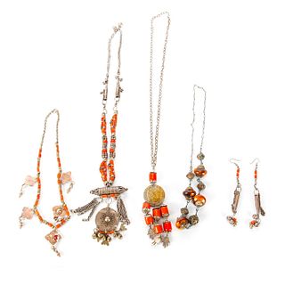 4 MIDDLE EASTERN NECKLACES WITH CARNELIAN STONE