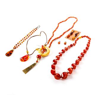 AMBER AND CORAL NECKLACE AND EARRING SET