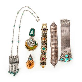 EGYPTIAN SILVER JEWELRY WITH NATURALISTIC STONES