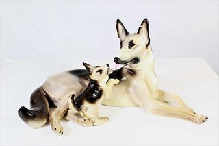 Gloss Ceramic Sculpture of Dogs