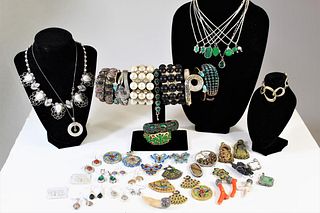 Collection of Chinese Jewelry