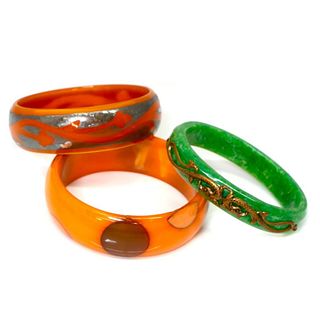 Collection of 3 bakelite/celluloid bangle bracelets