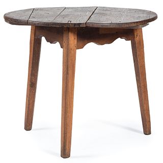A New England Federal Pine Tavern Table