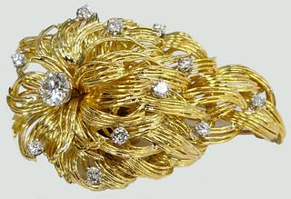 IMPORTANT LARGE 18KT Y.GOLD 2.5 CT DIAMOND BROOCH