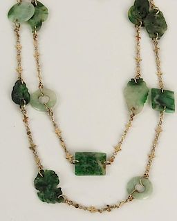 Lady's Vintage Carved Jade and 14 Karat Yellow Gold Necklace