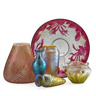 GROUP OF ART GLASS