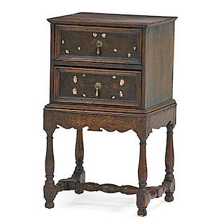 WILLIAM AND MARY BED SIDE CABINET