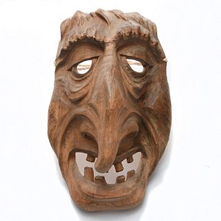 PERUVIAN WOODEN HAND CARVED MASK