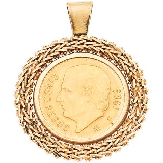 PENDANT WITH DEMONETIZED COIN. 21.6K AND 14K YELLOW GOLD