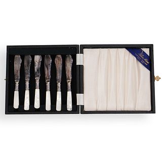 (6 Pc) Set Of Sheffield Sterling and Mother of Pearl Fish Knives