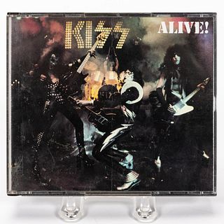 KISS, "ALIVE" 2 DISC SET WITH AUTOGRAPHED PAMPHLET