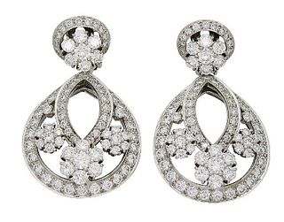 Van Cleef & Arpel Snowflake Diamond Lg Clip-On Earrings