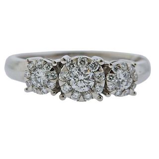 Memoire 18k Gold  Diamond Engagement Ring