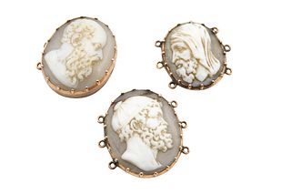 THREE SHELL CAMEOS
 Each carved to depict the profile of a bearded male fig