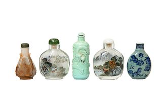 A GROUP OF FIVE CHINESE SNUFF BOTTLES, including two glass. Tallest 8.5cm