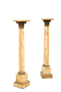 A PAIR OF ORMOLU-MOUNTED FLUORSPAR MARBLE CORINTHIAN COLUMNS, IN THE MANNER
