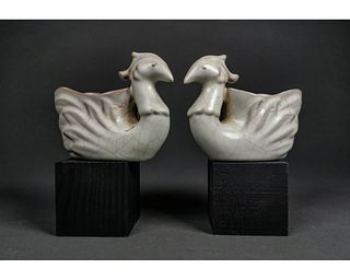 PAIR OF CHINESE PORCELAIN SWANS ON STANDS