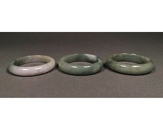 COLLECTION OF THREE CHINESE JADE BANGLES