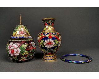 CHINESE CLOISONNE VESSELS AND BRACELET