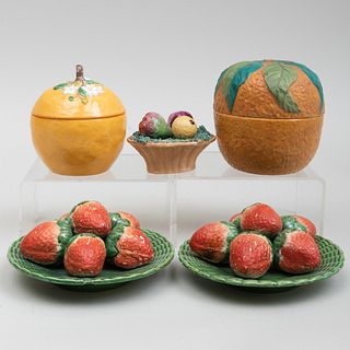 Group of English and Portuguese Models of Fruit