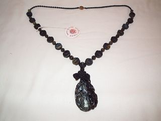 BETTY HORNER CHINESE NECKLACE 