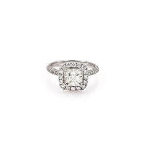 Cushion Cut F-SI1 18k Gold Engagement Ring GIA
