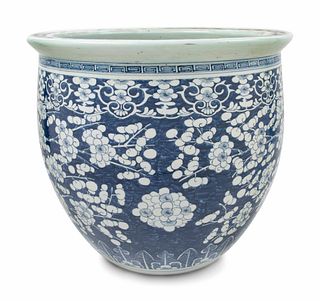 A Large Blue and White 'Plum Blossom' Porcelain Fish BowlDiam 18 1/4 in., 46.5 cm.