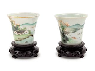 Sixteen Famille Rose Porcelain Covered Tea BowlsAverage diam 4 1/4 in., 10.8 cm.