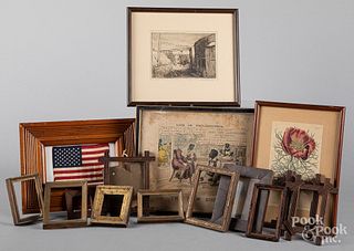 Box of miscellaneous small frames
