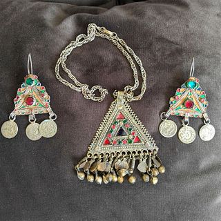 20TH C. MOROCCAN BERBER NECKLACE, EARRINGS
