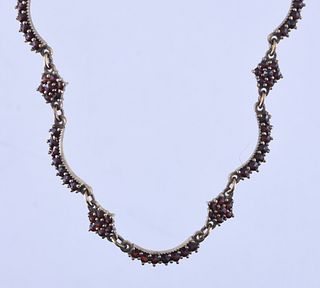 Antique gold and garnet necklace 