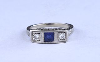 Antique platinum ring set w/ two diamonds & a sapphire