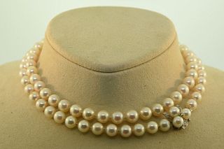 Vintage pearl necklace 25"L