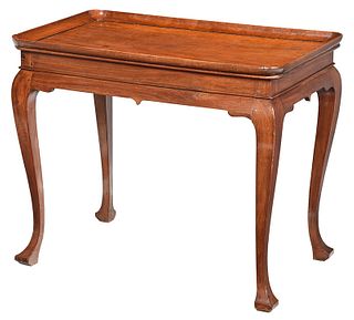Fine American Queen Anne Mahogany Tray Top Table