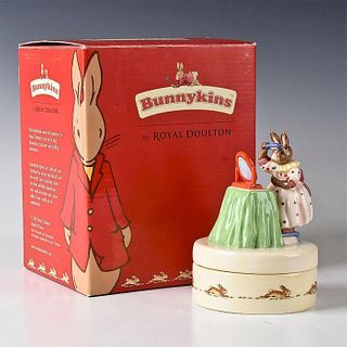 ALL DRESSED UP DBGW10 - ROYAL DOULTON BUNNYKINS