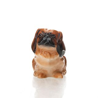 ROYAL DOULTON SMALL DOG FIGURINE, PEKINESE SEATED K6