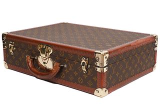 Louis Vuitton Hard Case #878600
