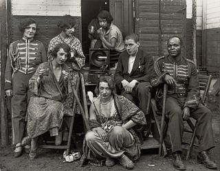 AUGUST SANDER (1876–1964) ‘Zirkusartisten’, Cologne 1926-32