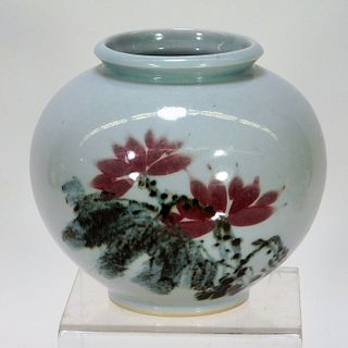 Japanese Kousa Dogwood Pottery Vase