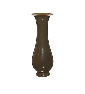 Chinese Teadust Long Necked Vase, Qing Dynasty