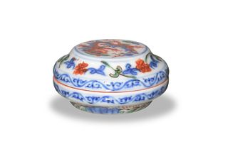 Chinese Wucai Seal Box, 19th Century