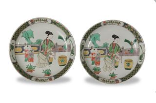 Pair of Chinese Wucai Plates, possibly Kangxi