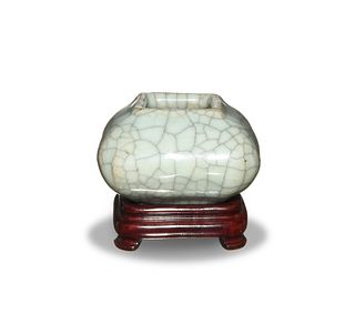 Chinese Ge Glazed Square Water Coupe, 18th Century