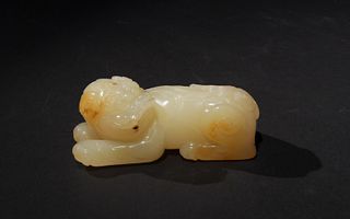 Chinese Agate Carved Beast, 18th Century or Earlier
